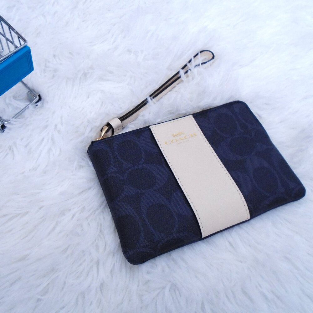Coach Denim Corner Zip Wristlet Women Ladies - Picture 1 of 9